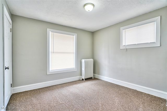 2215 W 105th Street, Cleveland, OH 44102