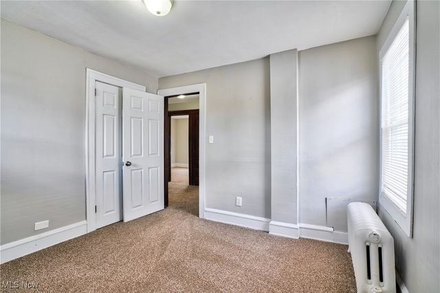 2215 W 105th Street, Cleveland, OH 44102