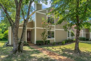 819 Todd Preis Dr, Nashville, TN 37221