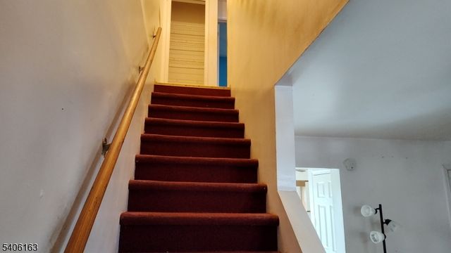 65 Hamilton St 2, East Orange City, NJ 07017