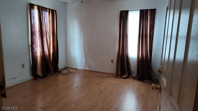 65 Hamilton St 2, East Orange City, NJ 07017