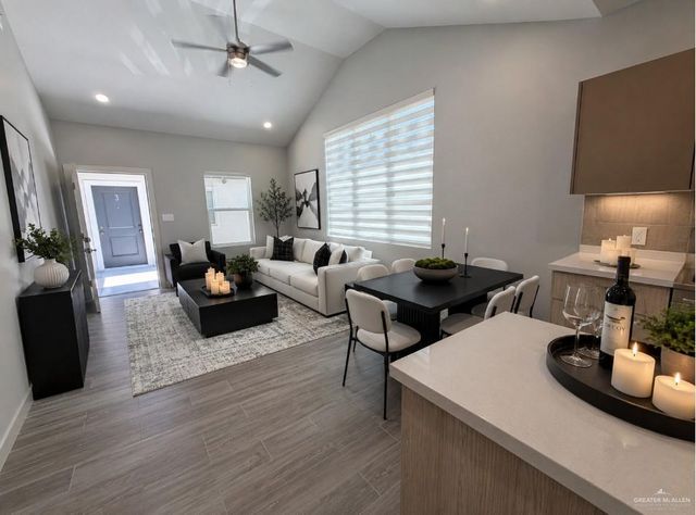 707 Coves Lane 1, Weslaco, TX 78599