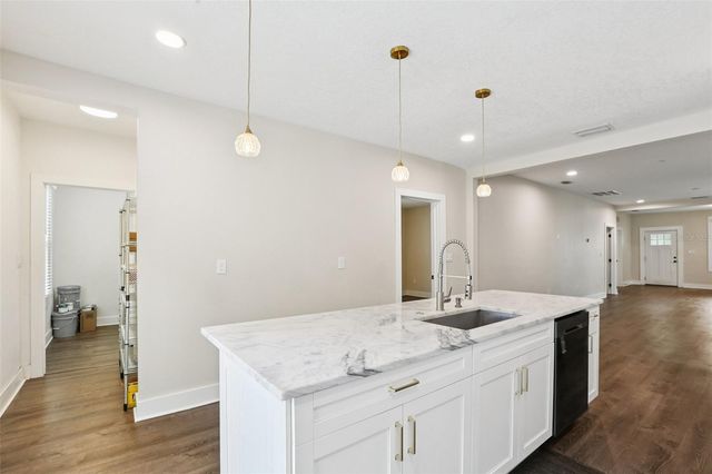 1209 E E 17TH AVE AVENUE, Tampa, FL 33605