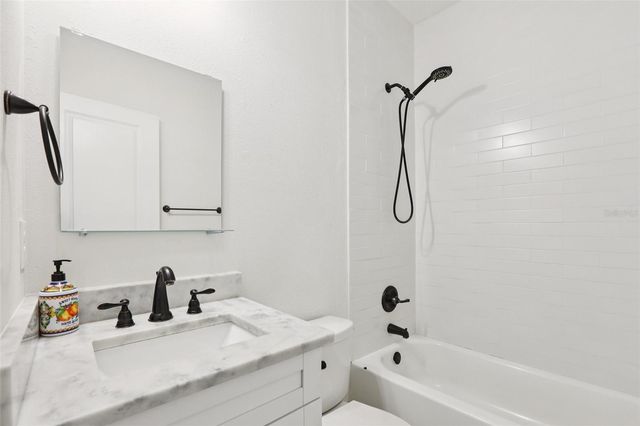 1209 E E 17TH AVE AVENUE, Tampa, FL 33605