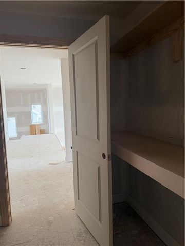 19873 W 114th Place, Olathe, KS 66061