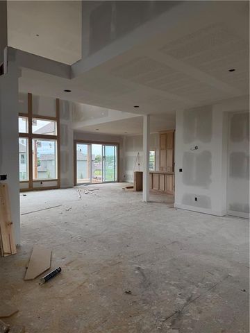19873 W 114th Place, Olathe, KS 66061
