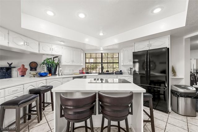 672 North Los Feliz Street, Las Vegas, NV 89110