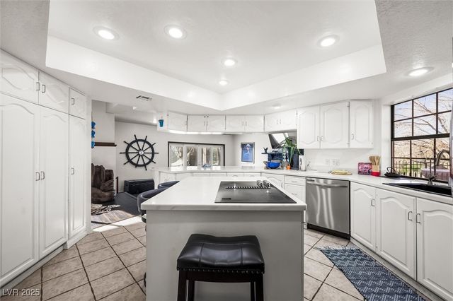 672 North Los Feliz Street, Las Vegas, NV 89110