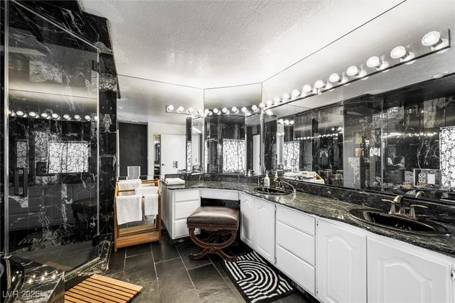 672 North Los Feliz Street, Las Vegas, NV 89110