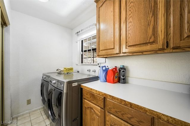 672 North Los Feliz Street, Las Vegas, NV 89110