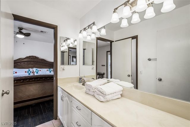 672 North Los Feliz Street, Las Vegas, NV 89110