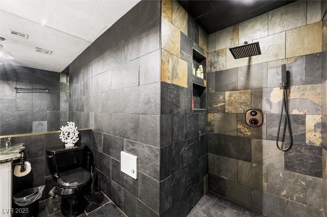 672 North Los Feliz Street, Las Vegas, NV 89110