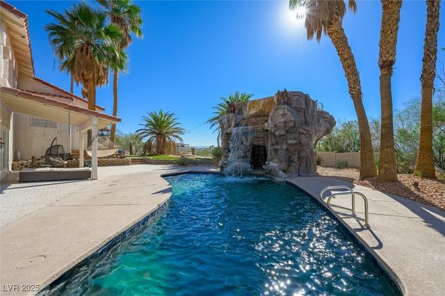 672 North Los Feliz Street, Las Vegas, NV 89110