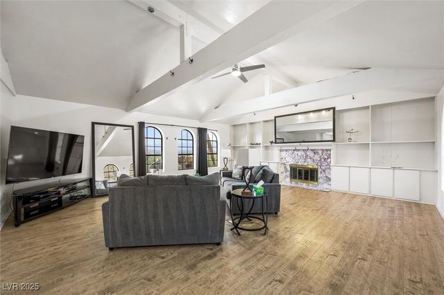 672 North Los Feliz Street, Las Vegas, NV 89110