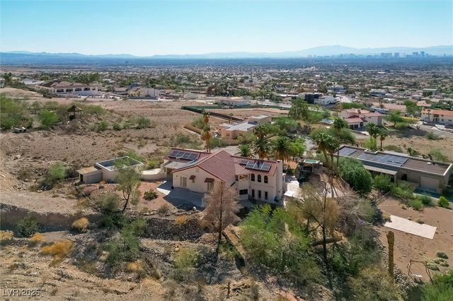 672 North Los Feliz Street, Las Vegas, NV 89110