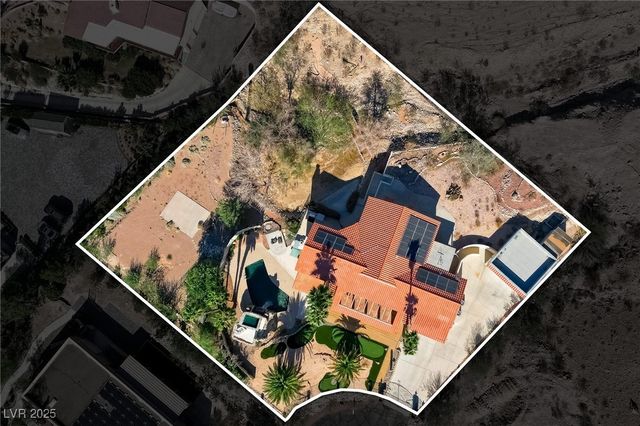 672 North Los Feliz Street, Las Vegas, NV 89110