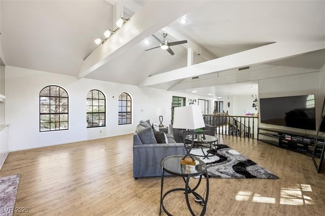 672 North Los Feliz Street, Las Vegas, NV 89110