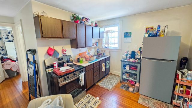1 Springfield Pike, Wyoming, OH 45215