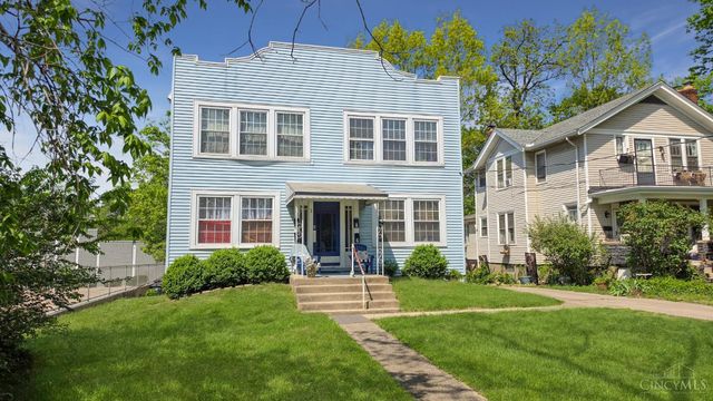 1 Springfield Pike, Wyoming, OH 45215
