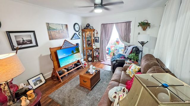 1 Springfield Pike, Wyoming, OH 45215