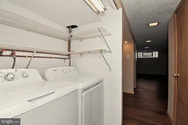 3512 CHURCHILL LN, Philadelphia, PA 19114