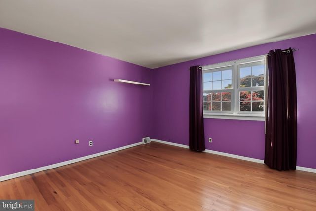 3512 CHURCHILL LN, Philadelphia, PA 19114