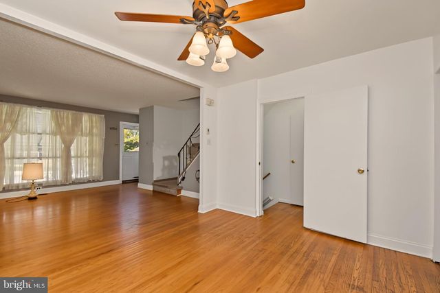 3512 CHURCHILL LN, Philadelphia, PA 19114