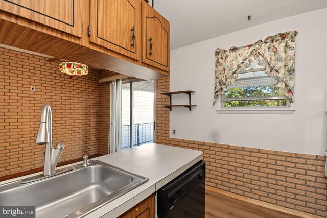 3512 CHURCHILL LN, Philadelphia, PA 19114