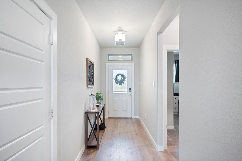 10533 Katalpa Drive, Fort Worth, TX 76179 — photo 4