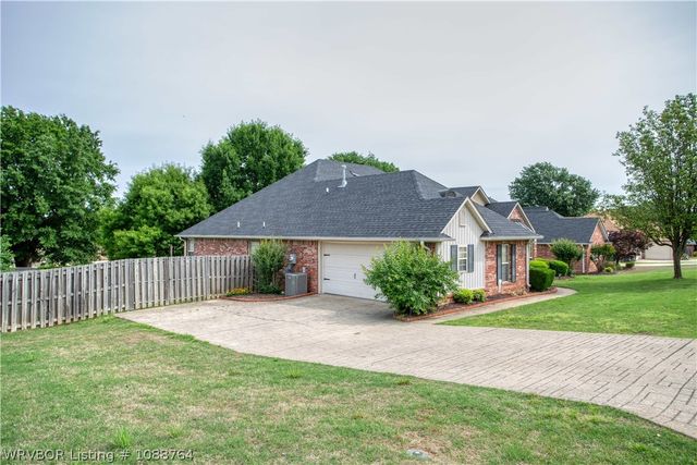 3300 Osprey Drive, Greenwood, AR 72936