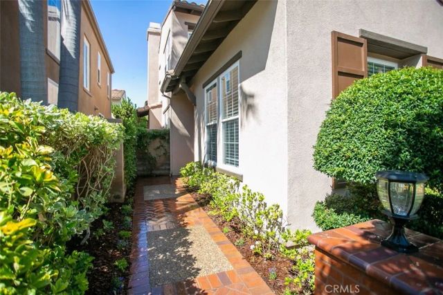 31 Dinuba, Irvine, CA 92602