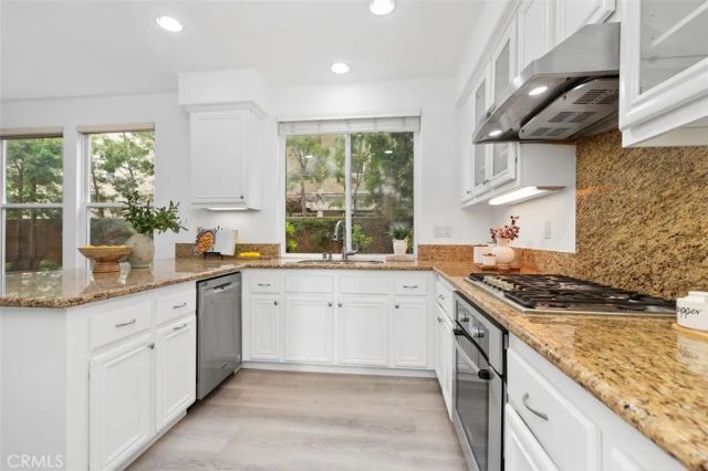 31 Dinuba, Irvine, CA 92602