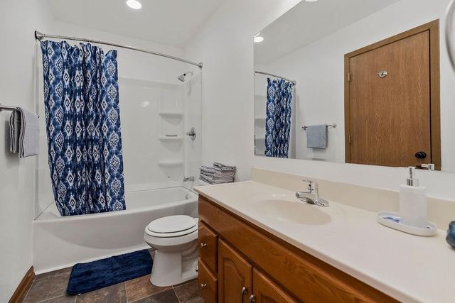 2606 Cherokee Road, Harrisonville, MO 64701