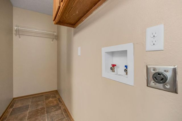 2606 Cherokee Road, Harrisonville, MO 64701