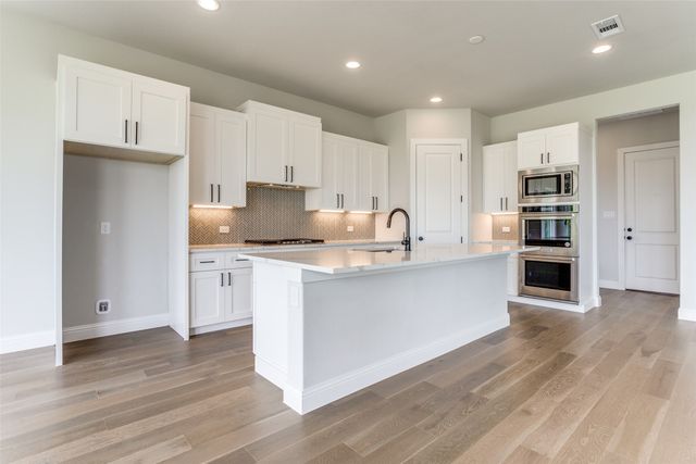 805 Concord Court, Nevada, TX 75173