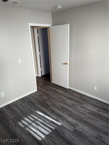 5208 STANDING ROCK Place, Las Vegas, NV 89130