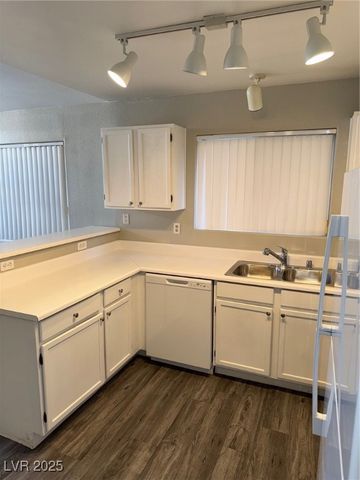 5208 STANDING ROCK Place, Las Vegas, NV 89130