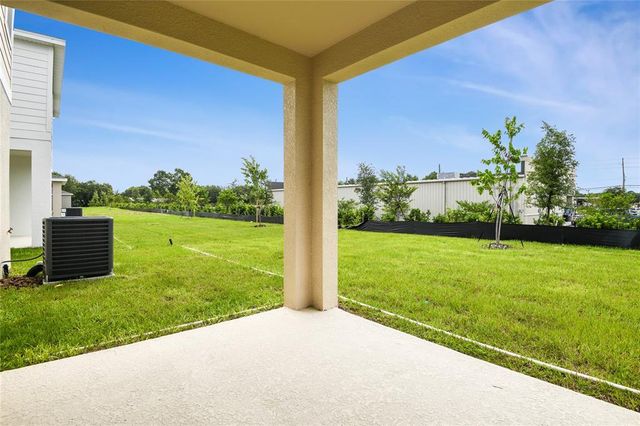 808 LAKE DELL ROAD, Dundee, FL 33838