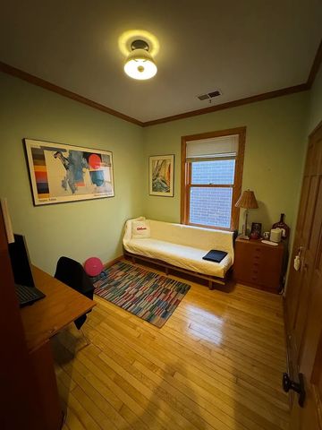 852 W Diversey Parkway 3F, Chicago, IL 60614