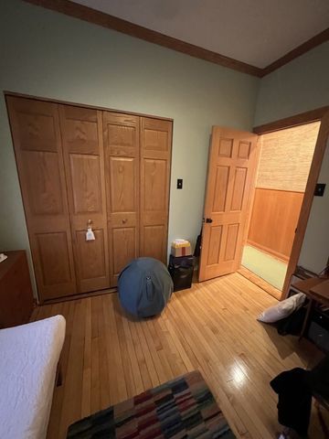 852 W Diversey Parkway 3F, Chicago, IL 60614