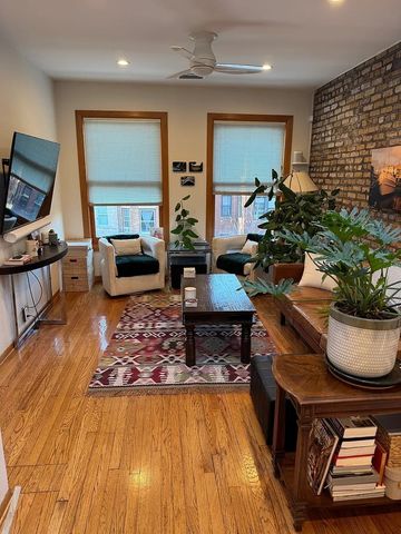 852 W Diversey Parkway 3F, Chicago, IL 60614