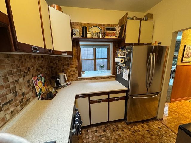852 W Diversey Parkway 3F, Chicago, IL 60614