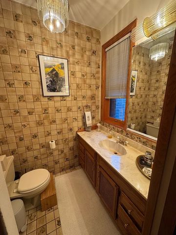 852 W Diversey Parkway 3F, Chicago, IL 60614
