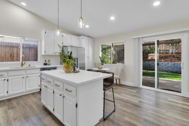 4711 Stuart St, Rocklin, CA 95765