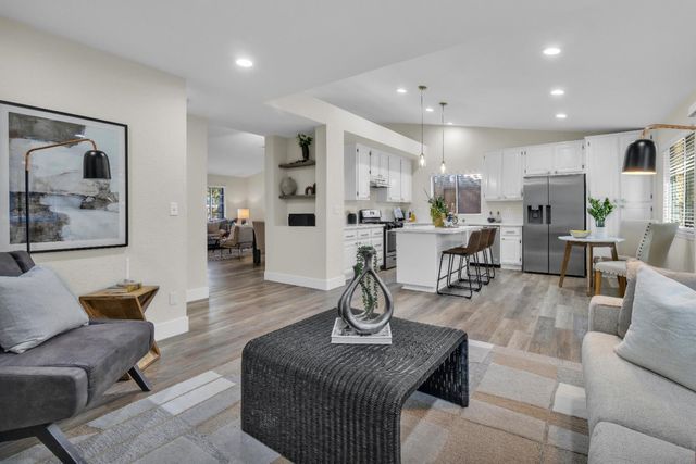 4711 Stuart St, Rocklin, CA 95765