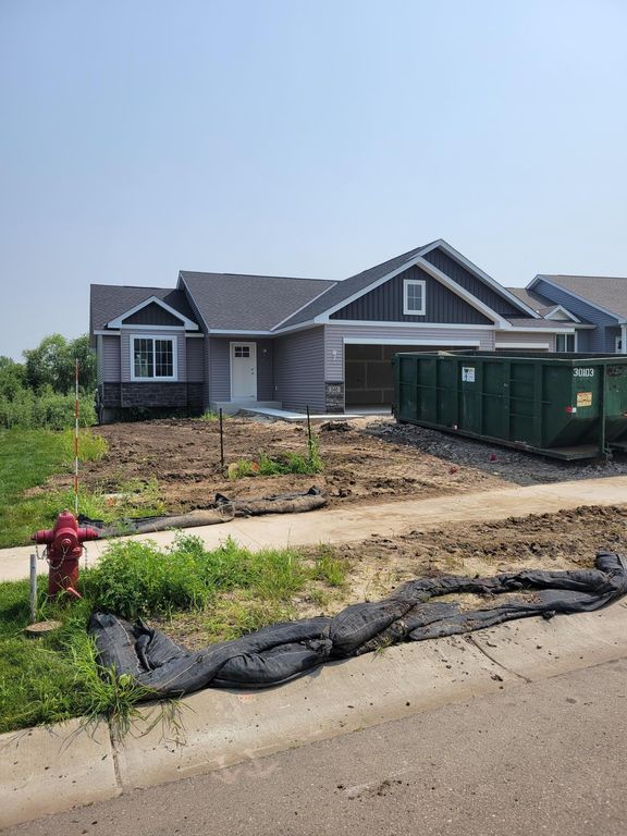 648 Hawthorne Lane, Watertown, MN 55388