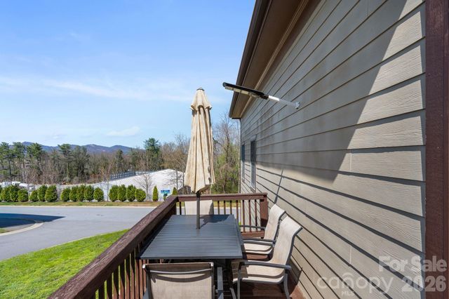 11 Trevors Trail, Asheville, NC 28806