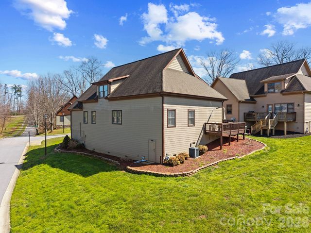 11 Trevors Trail, Asheville, NC 28806