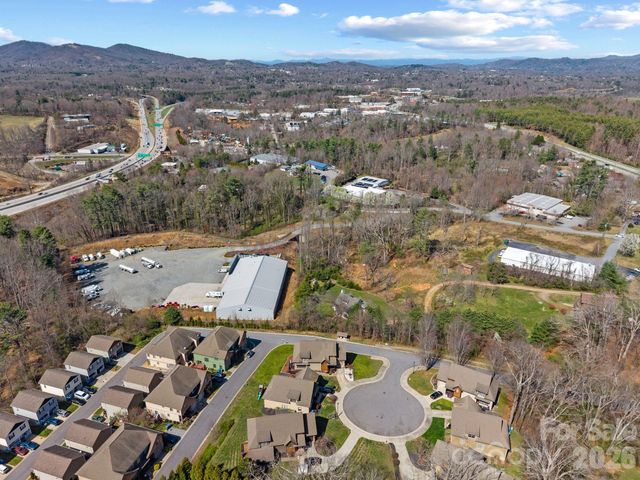 11 Trevors Trail, Asheville, NC 28806