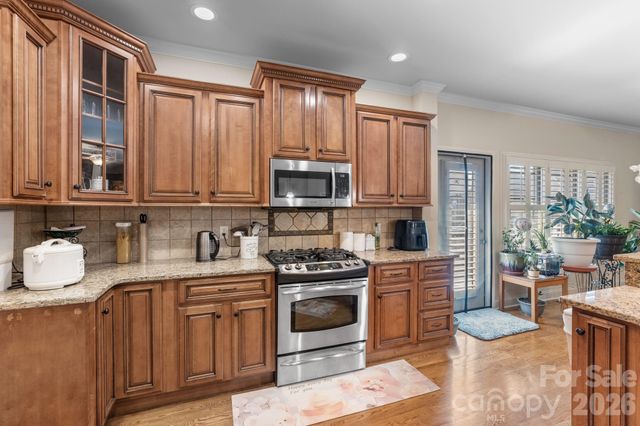 11 Trevors Trail, Asheville, NC 28806